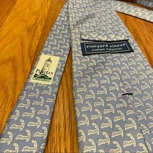 Vineyard Vines tie